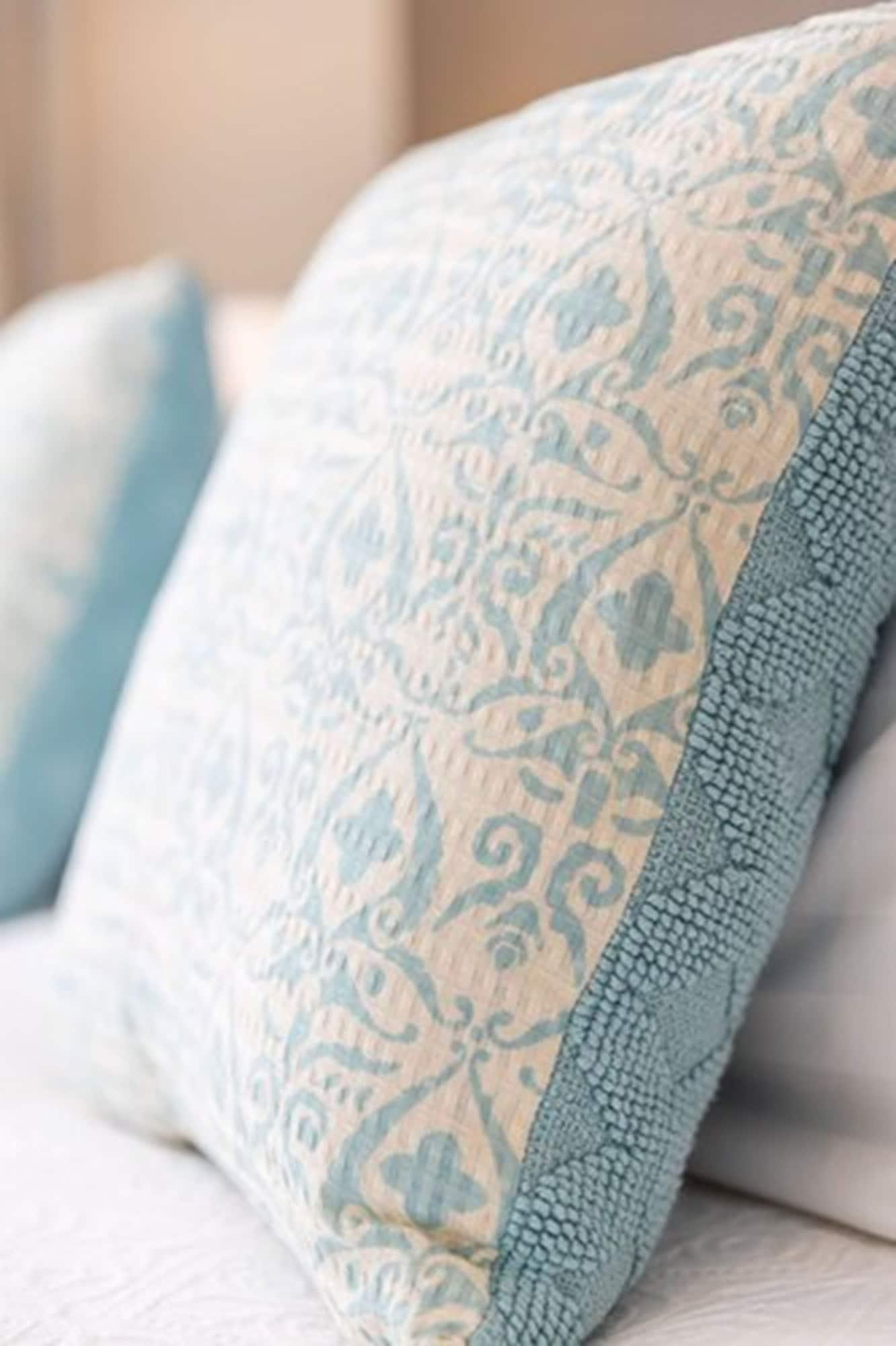 넬슨 팔라조 모터 로지 모텔 외부 사진 A cushion with a piped edge