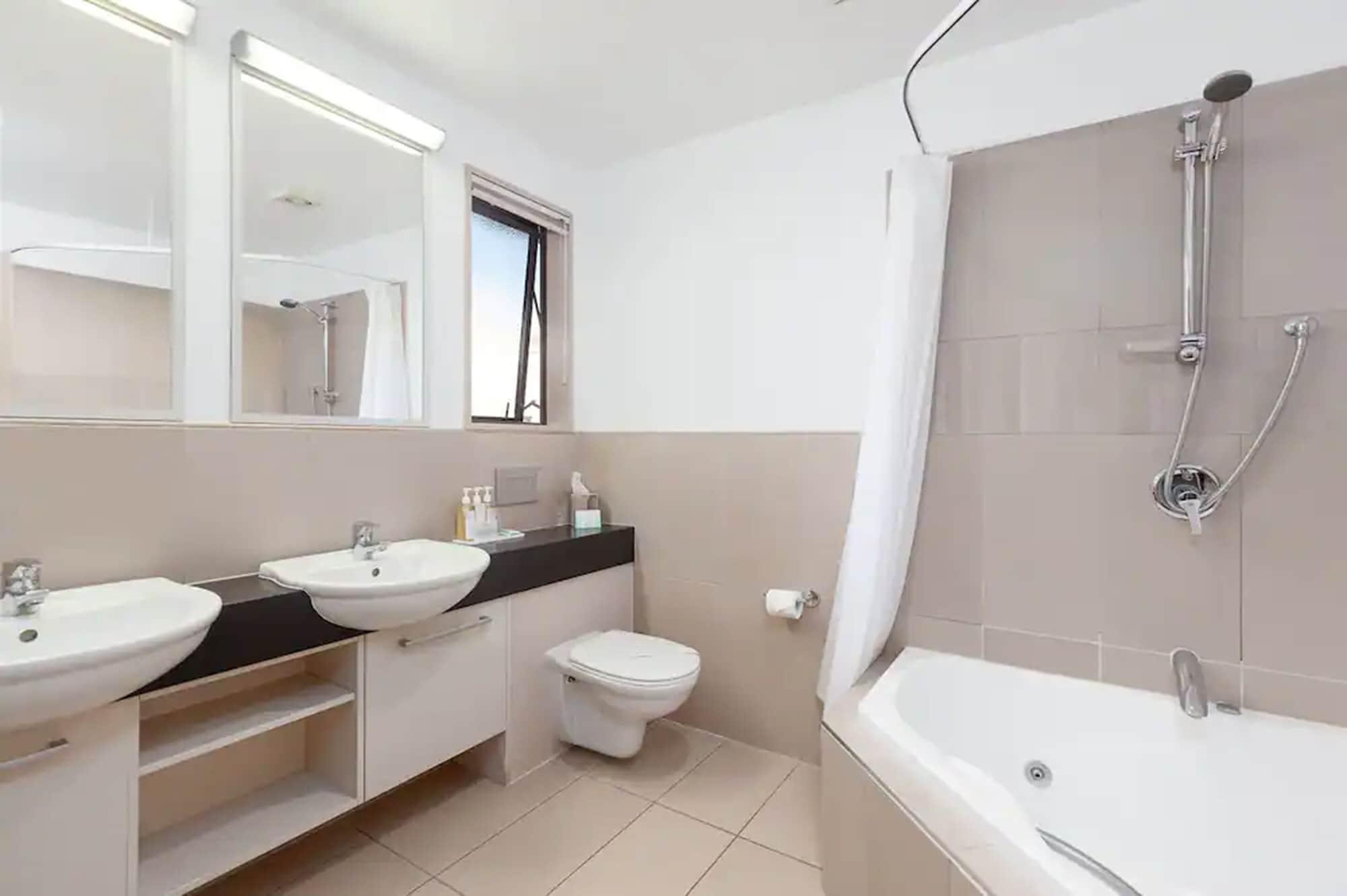 넬슨 팔라조 모터 로지 모텔 외부 사진 A bathroom